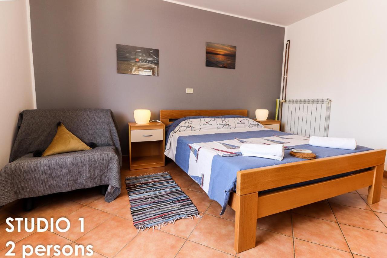 Glamour Apartments Vrsar Bagian luar foto