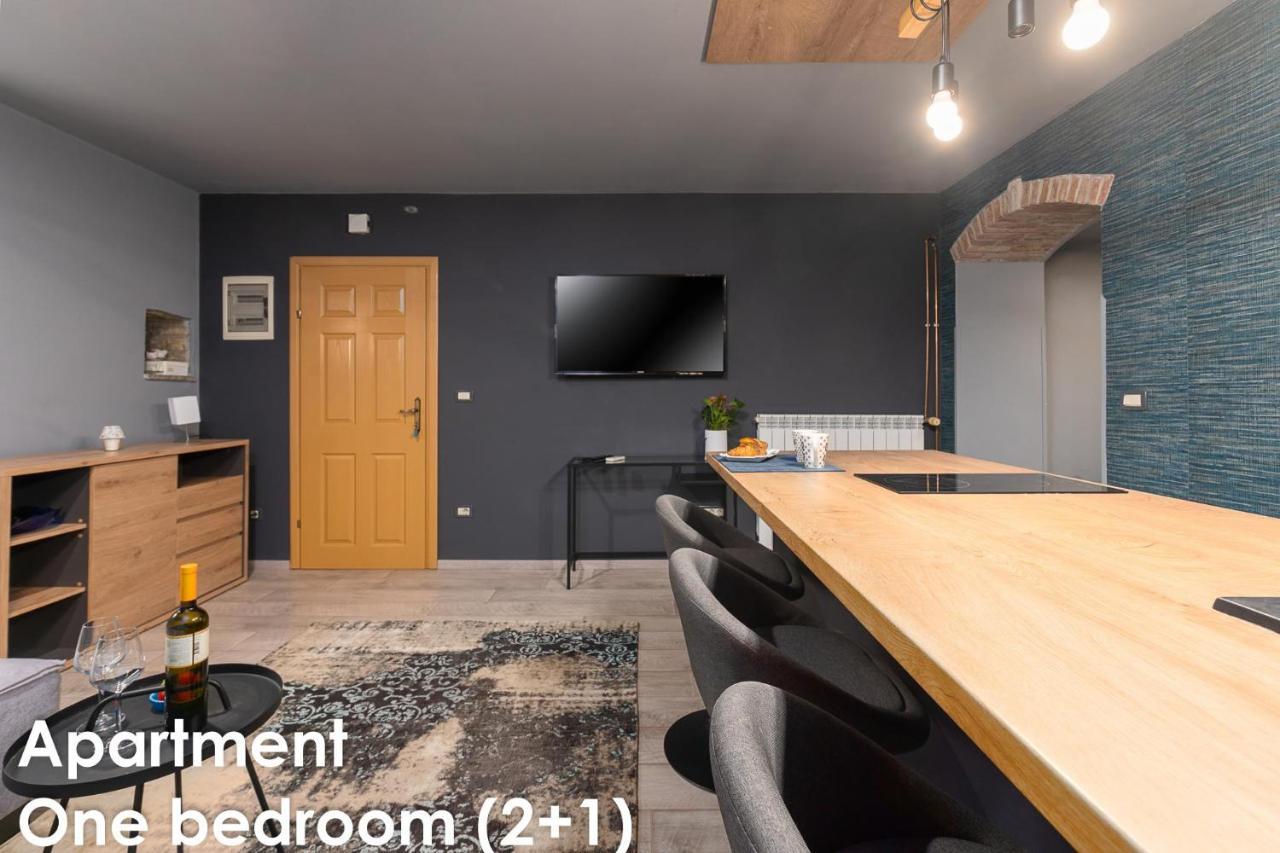 Glamour Apartments Vrsar Bagian luar foto