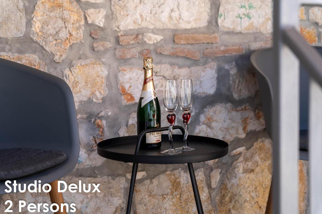 Glamour Apartments Vrsar Bagian luar foto