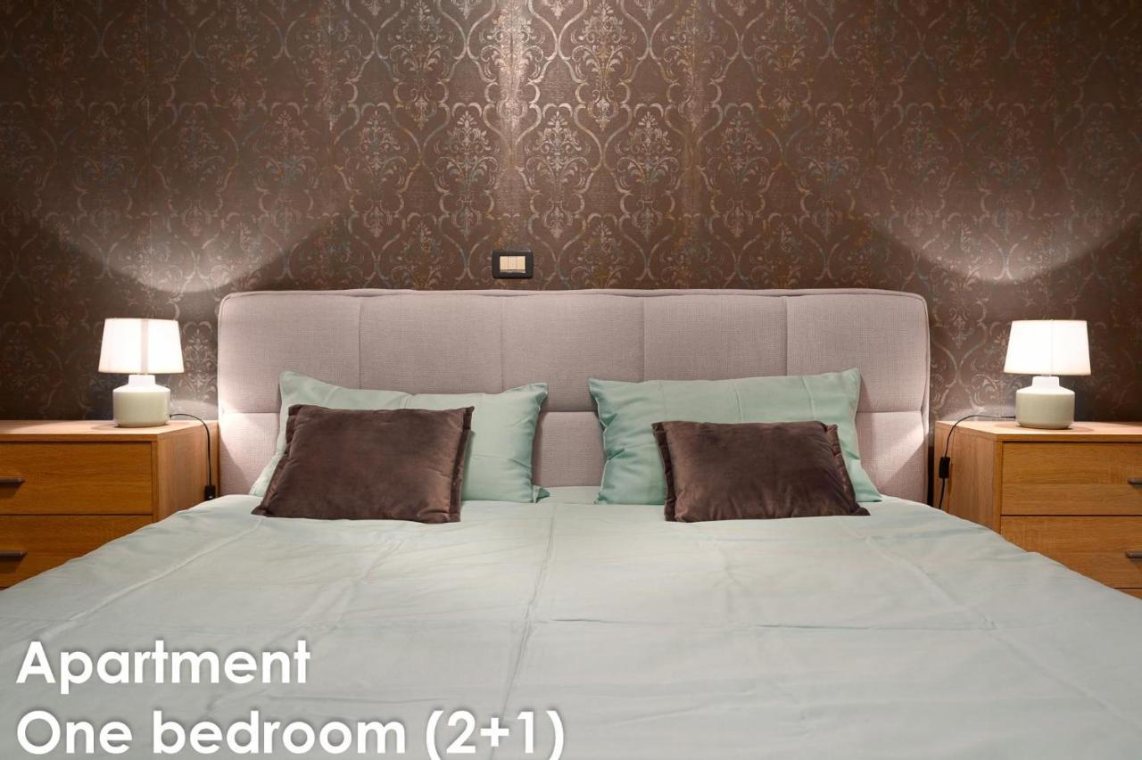Glamour Apartments Vrsar Bagian luar foto