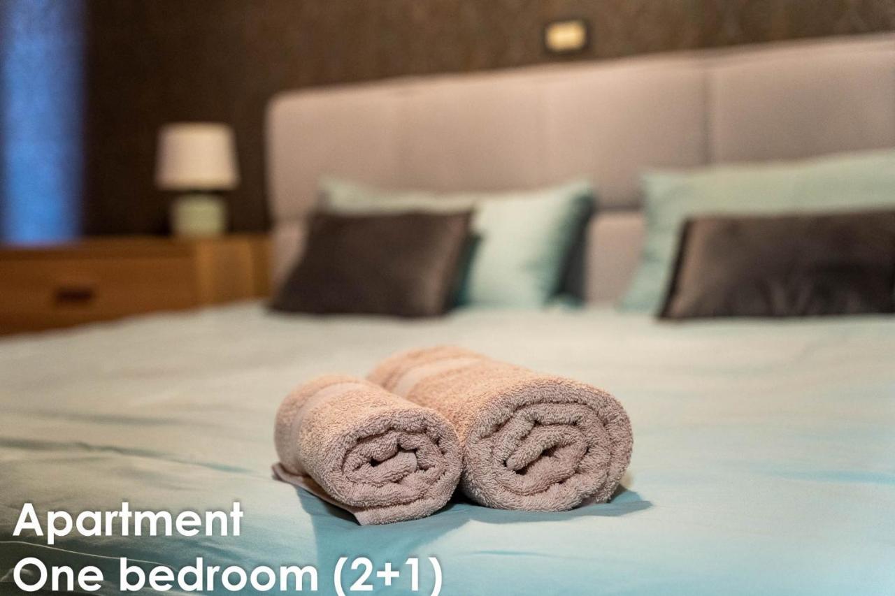 Glamour Apartments Vrsar Bagian luar foto
